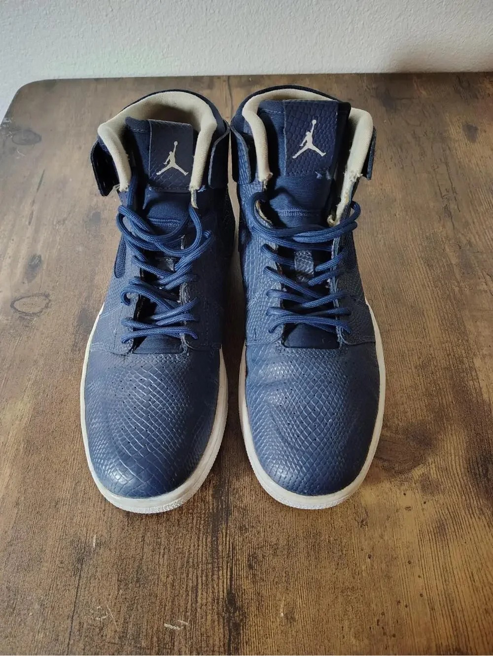 Nike Air Jordan 1 Retro High Nouveau 'Navy Snake'  Sz 8.5  819176-407